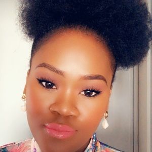 Meet your Posher, Shay